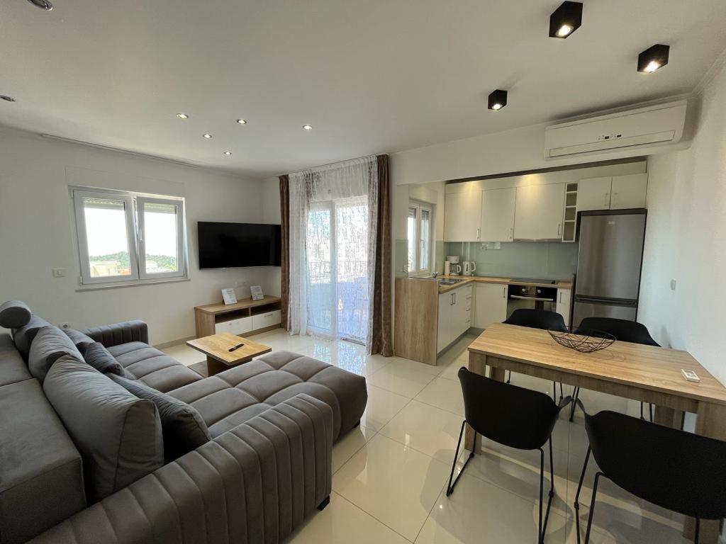Apartments Pivac マカルスカ エクステリア 写真