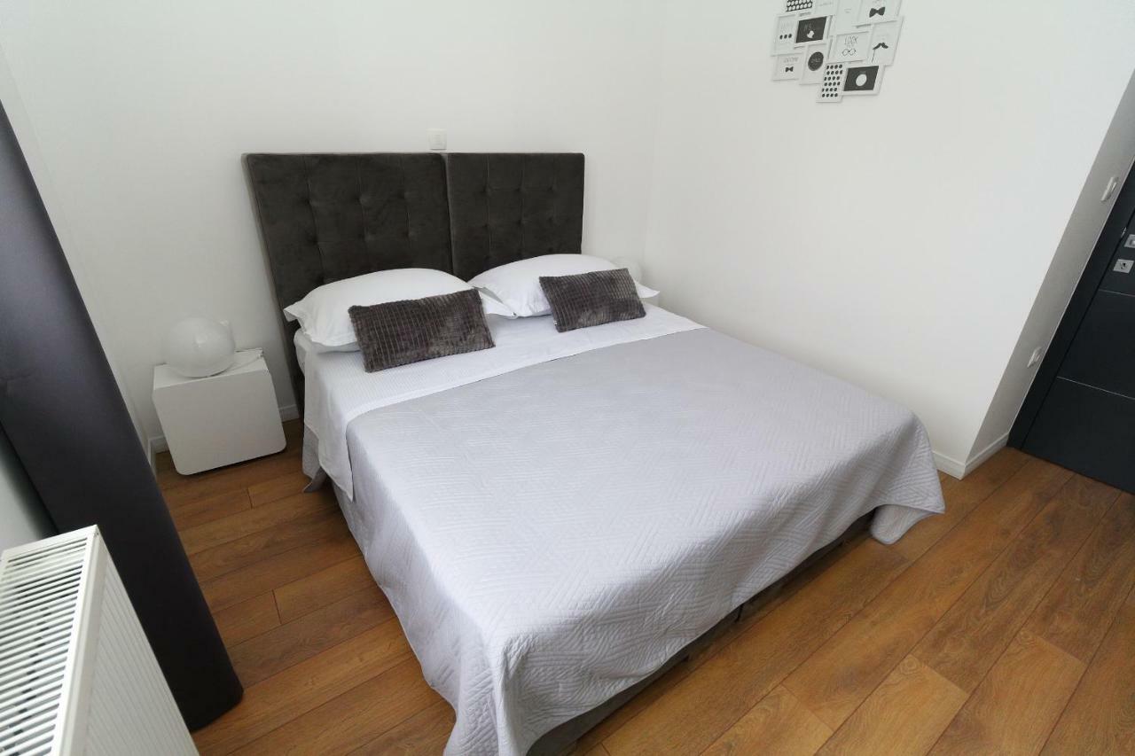 Apartments Pivac マカルスカ エクステリア 写真